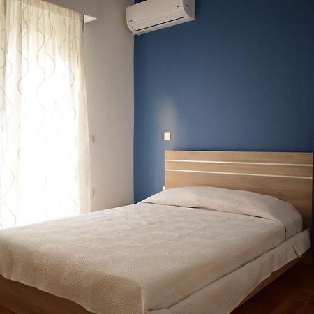 Beautiful Renovated Flat In Athens Apartment ภายนอก รูปภาพ