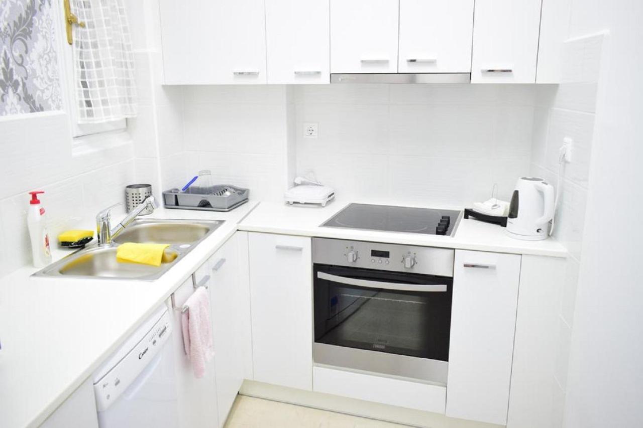 Beautiful Renovated Flat In Athens Apartment ภายนอก รูปภาพ