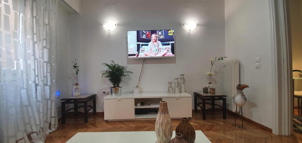 Beautiful Renovated Flat In Athens Apartment ภายนอก รูปภาพ